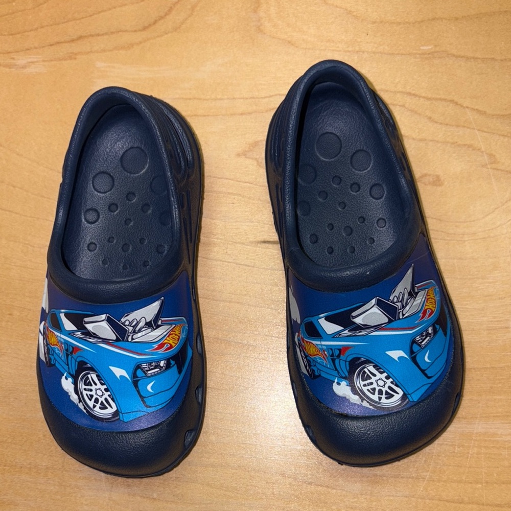 Blue Foam Slippers with Cartoon Design